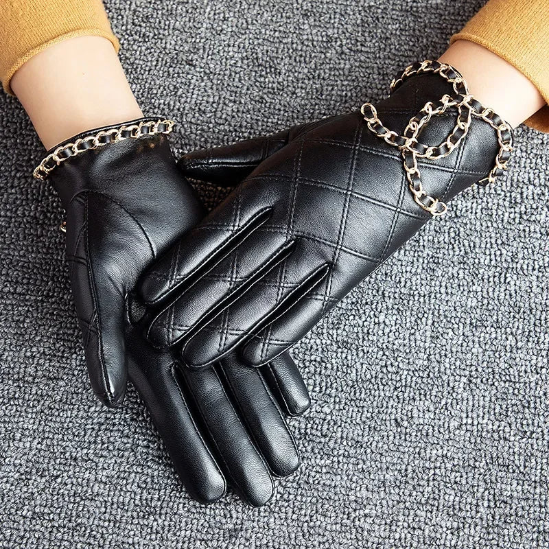 Leather gloves