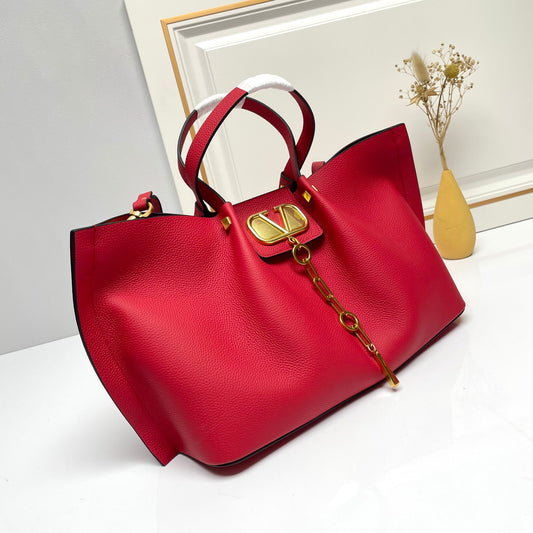 Red Shopping Tote - Darlisette