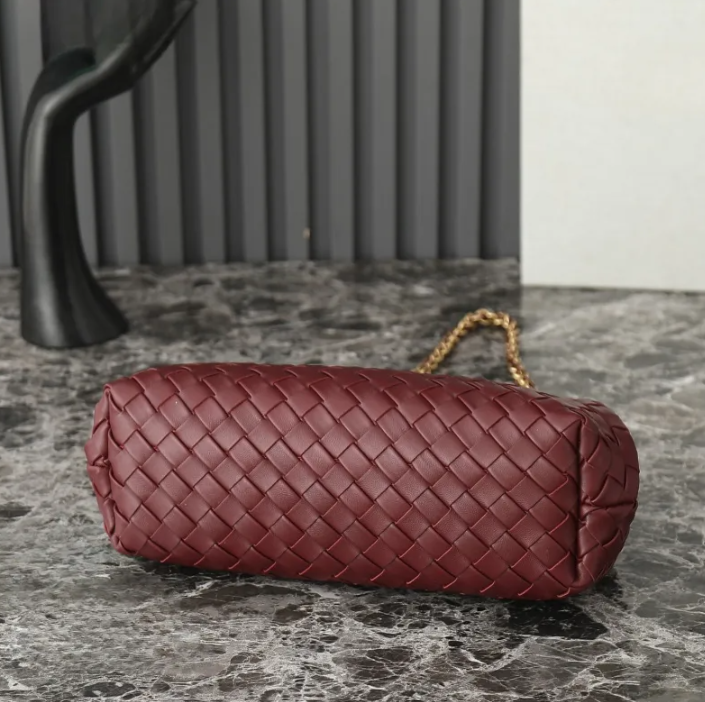 Messenger bag clutch