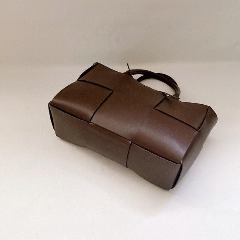 Leather bag